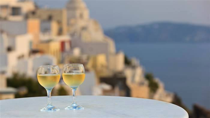 Santorini blind tasting, a round table discussion